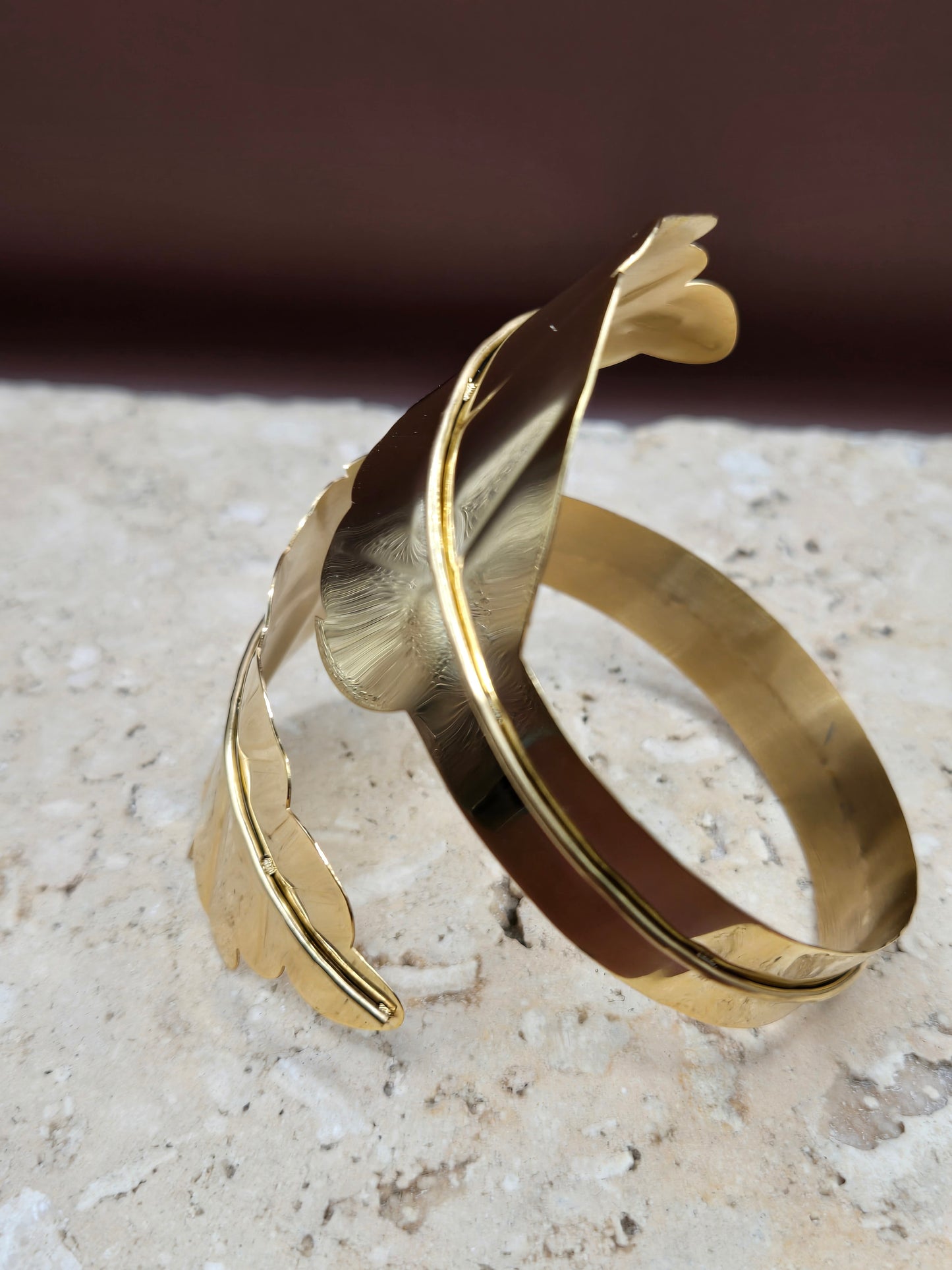 Brazalete doble hoja, color oro