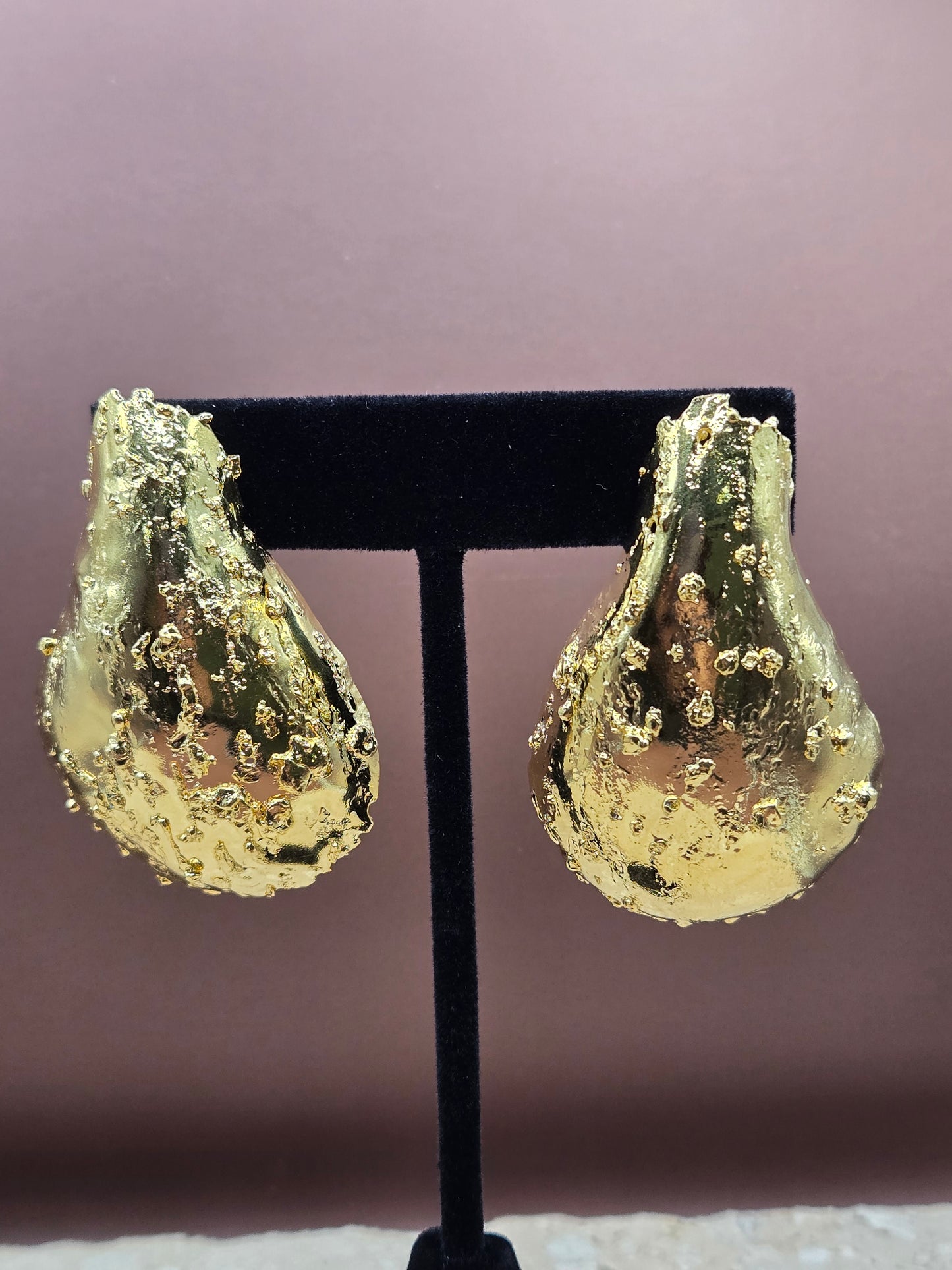 Pantallas gota de luna, color oro