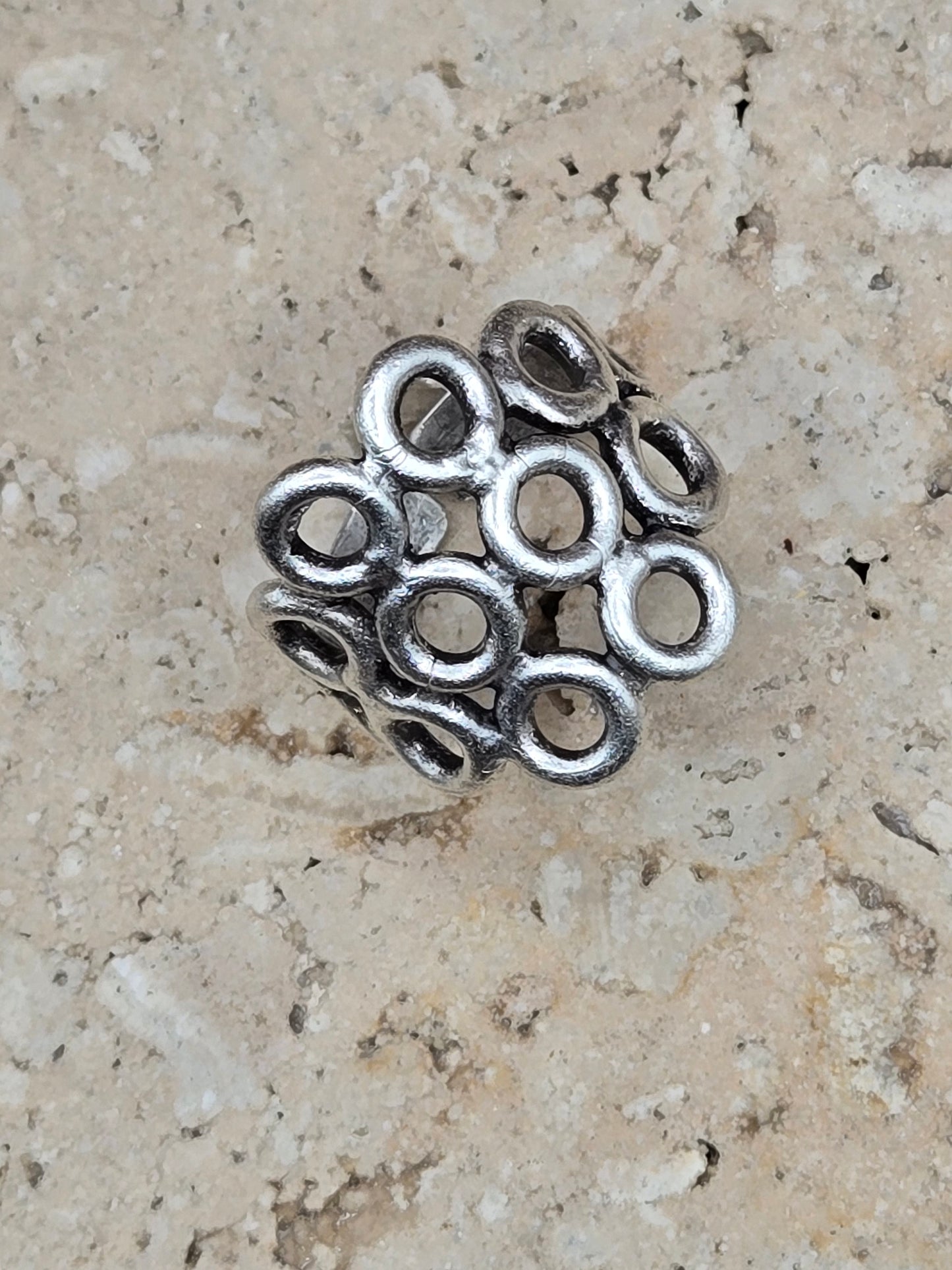 Sortija multi-círculos, color plata mate, ajustable