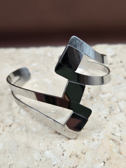 Brazalete 2 vias, en acero pulido, ajustable